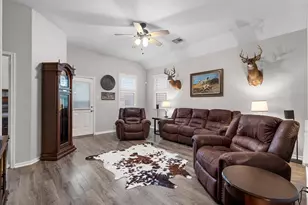 6652 Hawkins Hill Ln, Dickinson, TX 77539 - Photo 20