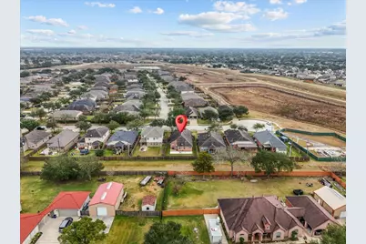 6652 Hawkins Hill Lane, Dickinson, TX 77539 - Photo 6