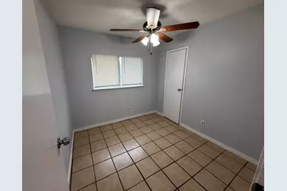 10028 Ridgecoral Drive, Houston, TX 77038 - Photo 10
