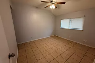 10028 Ridgecoral Dr, Houston, TX 77038 - Photo 6