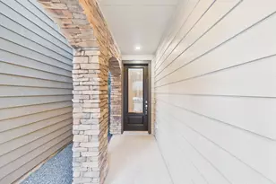 8918 Terrace Pass Dr, Houston, TX 77080 - Photo 2