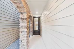 8918 Terrace Pass Dr, Houston, TX 77080 - Photo 2