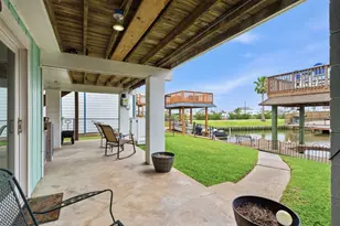 2 S Sandpiper St, La Marque, TX 77568 - Photo 34