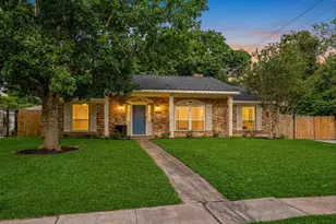 11314 Hillcroft Ave, Houston, TX 77035 - Photo 2