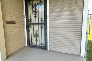 2206 Lee Street St, Houston, TX 77026 - Photo 4