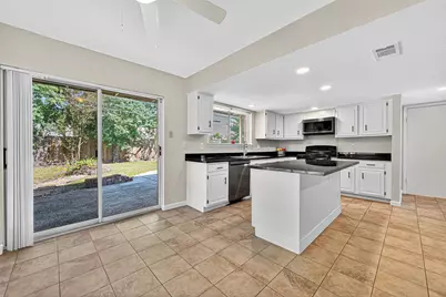 813 Lakeview Drive, Sugar Land, TX 77498 - Photo 22