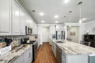 5635 Ivory Cove Ln SW, Fulshear, TX 77441 - Photo 8