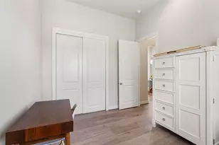 6211 Brighton Oaks Ln, Houston, TX 77008 - Photo 22