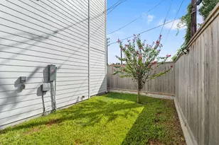 6211 Brighton Oaks Ln, Houston, TX 77008 - Photo 26