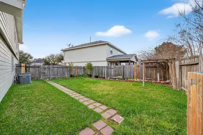 5902 Camron Point Circle, Katy, TX 77449 - Photo 40