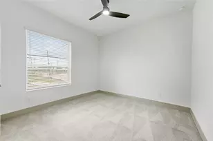 2953 Delafield St, Houston, TX 77023 - Photo 30