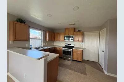 13607 Padgett Drive, Sugar Land, TX 77498 - Photo 4