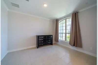 4706 Llano Loop, Sugar Land, TX 77479 - Photo 4