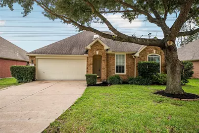 6103 Branch Lake Drive, Houston, TX 77066 - Photo 1