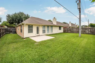 6103 Branch Lake Drive, Houston, TX 77066 - Photo 4