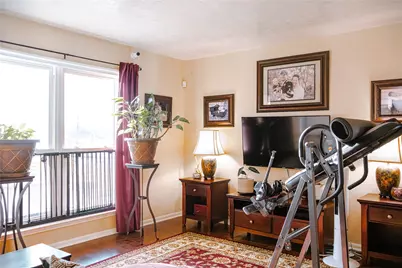 103 Mammoth Springs Lane, Dickinson, TX 77539 - Photo 8