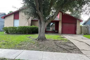 1026 W Brompton Dr W, Pearland, TX 77584 - Photo 1