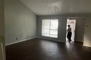 1026 W Brompton Dr W, Pearland, TX 77584 - Photo 10