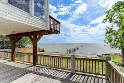 308 Bay Avenue, Kemah, TX 77565 - Photo 8