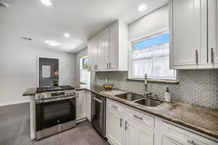 6215 Queensloch Dr, Houston, TX 77096 - Photo 14