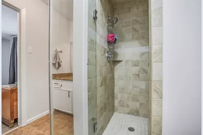 6215 Queensloch Drive, Houston, TX 77096 - Photo 34