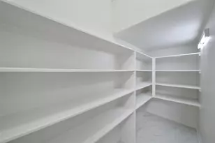 305 Crooked Pine Court, Conroe, TX 77304 - Photo 10