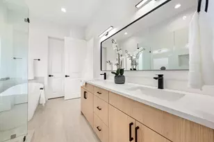 309 E 43rd St, Houston, TX 77022 - Photo 12