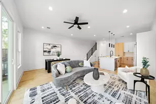 309 E 43rd St, Houston, TX 77022 - Photo 2