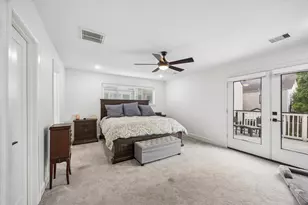 1420 Indiana St, Houston, TX 77006 - Photo 18