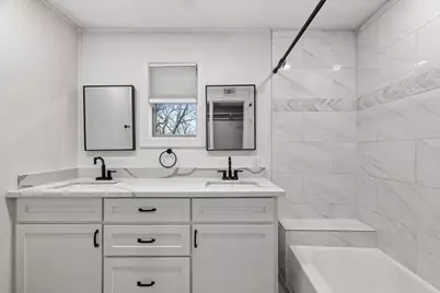 4520 Sharon Street, Houston, TX 77020 - Photo 8