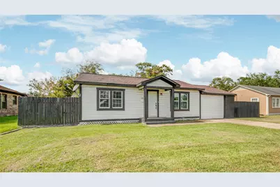 609 Hurst Street, Angleton, TX 77515 - Photo 4