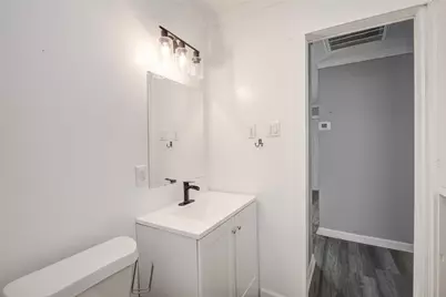 609 Hurst Street, Angleton, TX 77515 - Photo 24