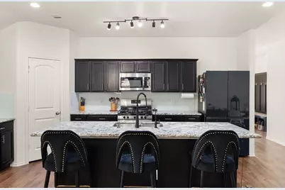 23811 Pinebrook Thicket Lane, Spring, TX 77389 - Photo 10