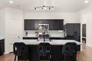 23811 Pinebrook Thicket Ln, Spring, TX 77389 - Photo 10
