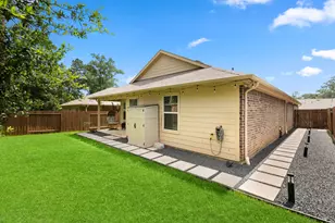 23811 Pinebrook Thicket Ln, Spring, TX 77389 - Photo 22