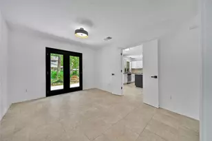 43 E Lance Leaf Rd, The Woodlands, TX 77381 - Photo 10