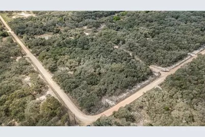 516 County Road 120, Hallettsville, TX 77964 - Photo 14