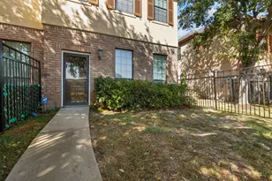 9128 Lakes at 610 Dr, Houston, TX 77054 - Photo 2