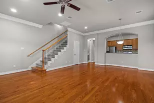 9128 Lakes at 610 Dr, Houston, TX 77054 - Photo 4