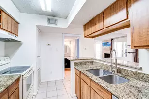 3919 Fairmont Pkwy, Pasadena, TX 77504 - Photo 10