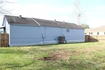 817 Hudler Street, La Marque, TX 77568 - Photo 4