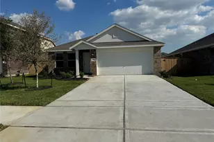 4214 Briarstone Knl Trl, Baytown, TX 77521 - Photo 1