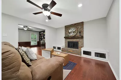 180 Maple Branch Street, The Woodlands, TX 77380 - Photo 24