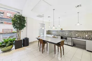 300 St Joseph Pkwy, Houston, TX 77002 - Photo 2