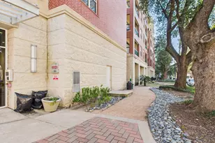 300 St Joseph Pkwy, Houston, TX 77002 - Photo 6