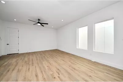 8313 Venus Street, Houston, TX 77088 - Photo 6