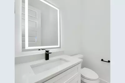8313 Venus Street, Houston, TX 77088 - Photo 14