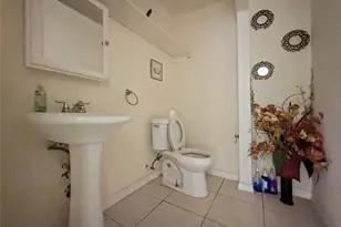 7915 Leader St, Houston, TX 77036 - Photo 16