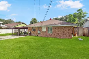 7915 Leader St, Houston, TX 77036 - Photo 18