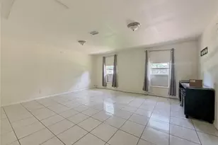 7915 Leader St, Houston, TX 77036 - Photo 6